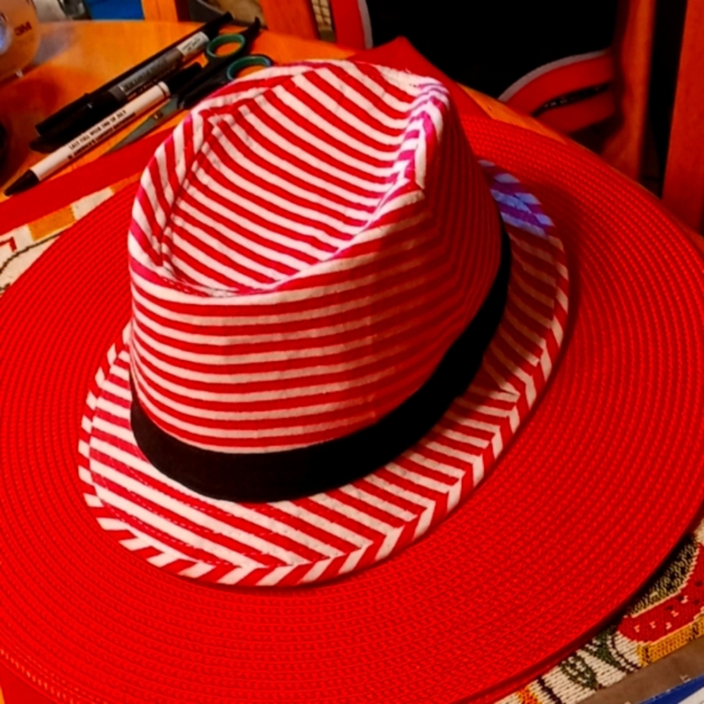 NWT Cute Lady's Pink & White Striped Fedora/Bucket Hat with Black Headband